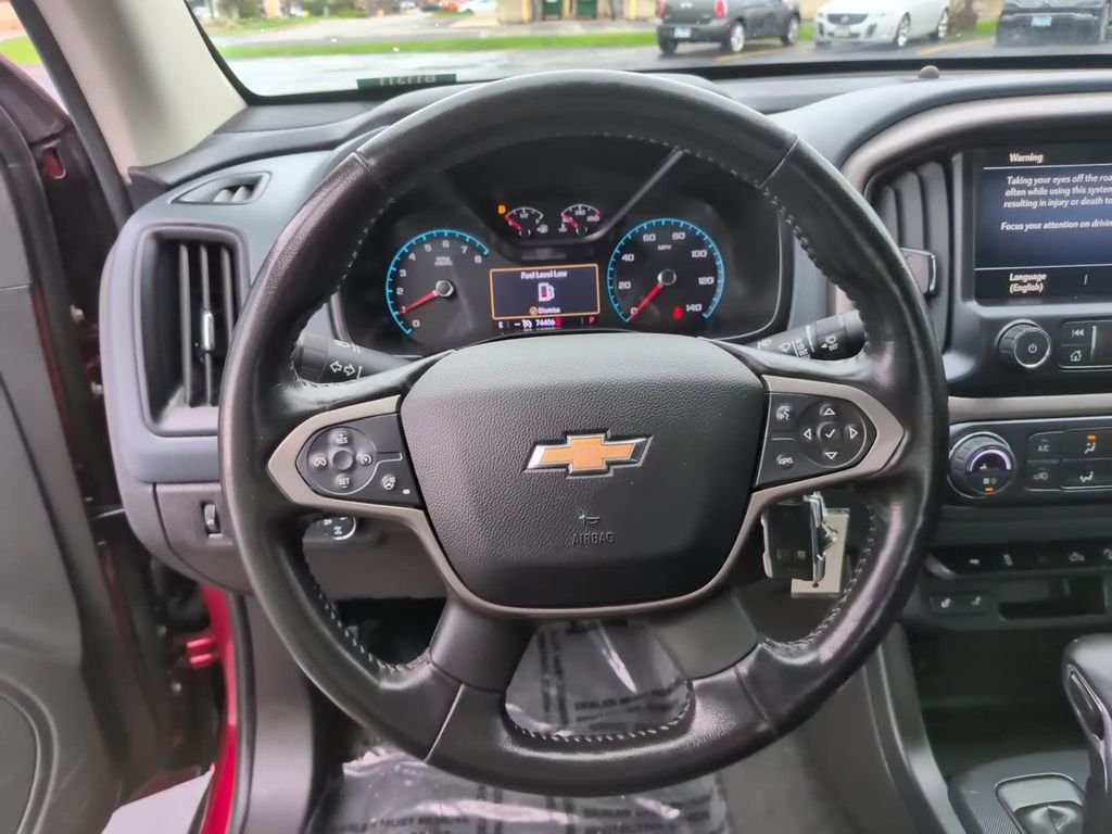 Used 2022 Red Chevrolet Z71 image 22