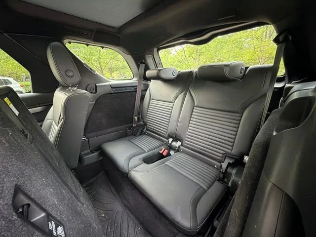 Used 2024  Land Rover Dynamic SE image 23