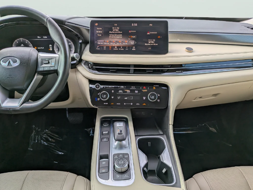 Used 2023 Blue INFINITI LUXE image 13