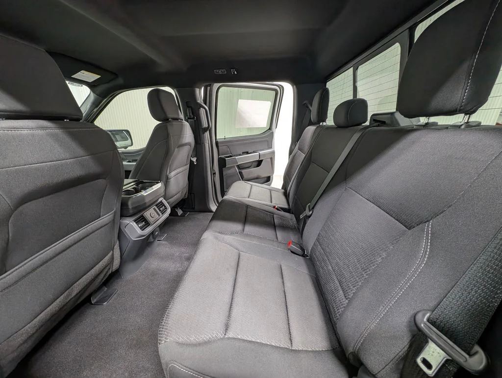 New 2026 Avalanche Ford XLT image 18