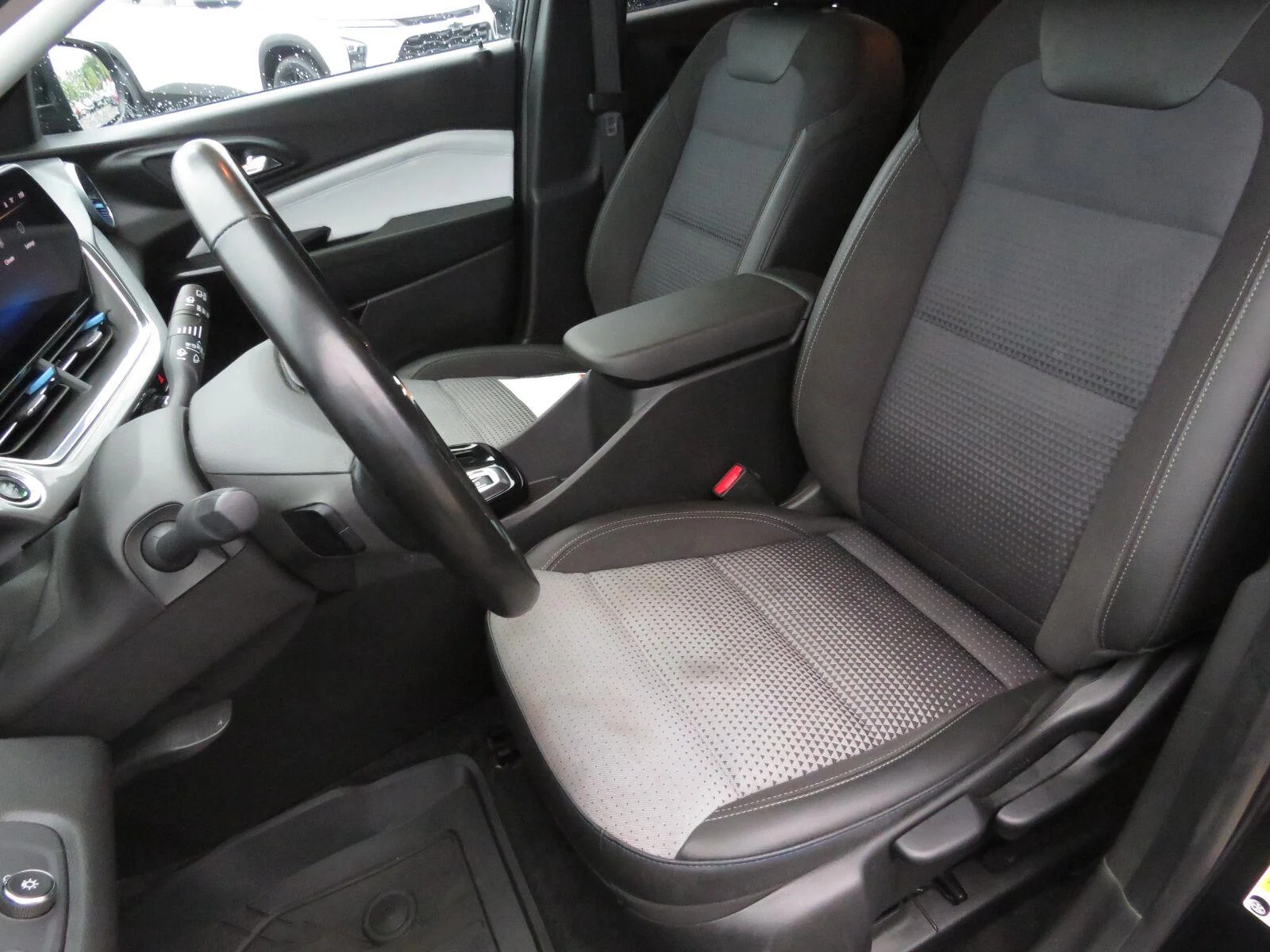 Used 2024 Mosaic Black Metallic Chevrolet LT image 22