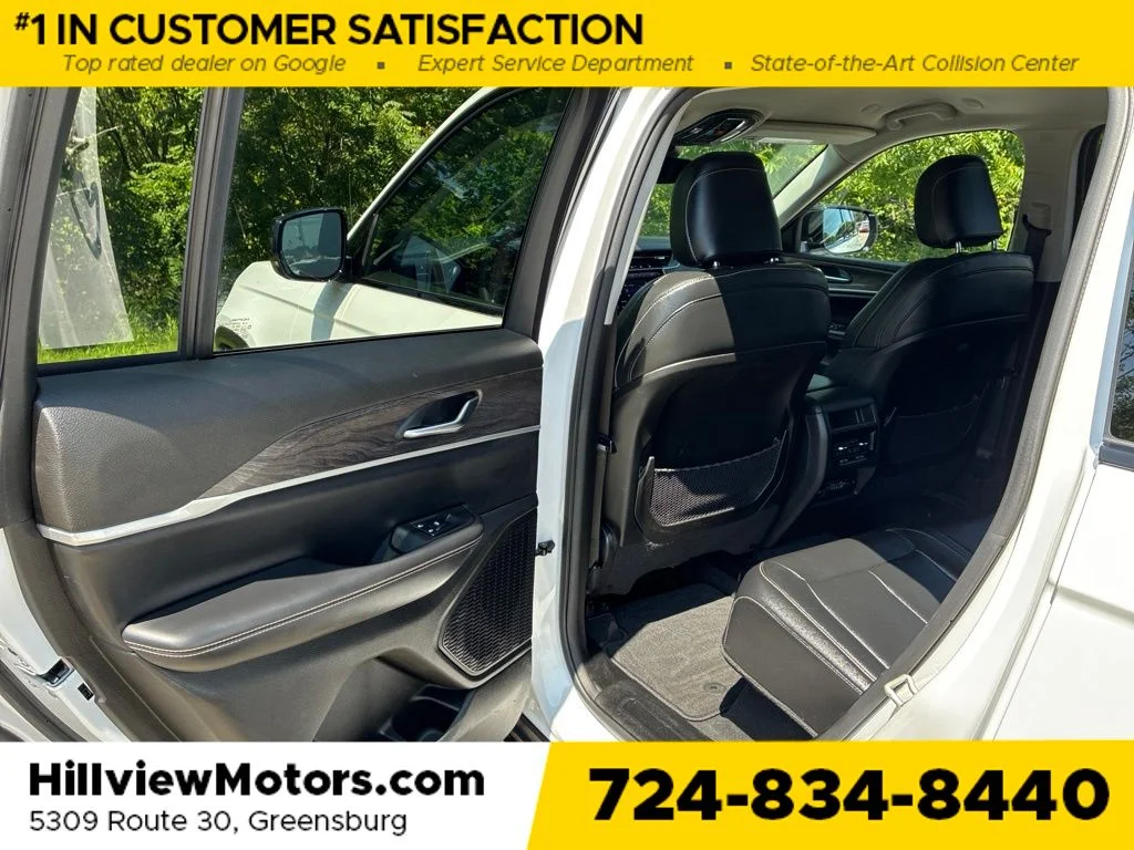Used 2023 Bright White Clearcoat Jeep Limited image 15
