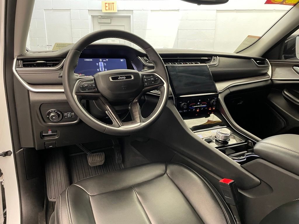 Certified Used 2023 White Jeep Limited image 15