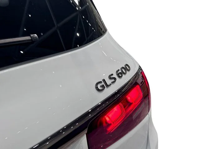 New 2026 Moonlight White Metallic Mercedes-Benz Maybach GLS 600 image 38