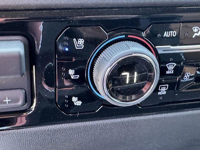 2025 Chevrolet Silverado 3500 HD High Country - Photo 48