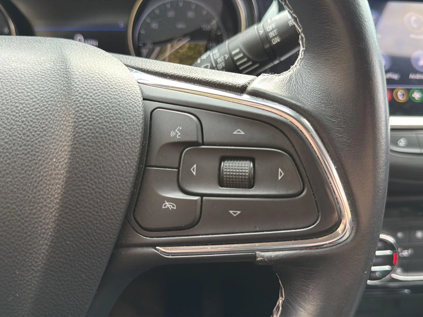 Used 2020 Deep Azure Metallic Buick Select image 19
