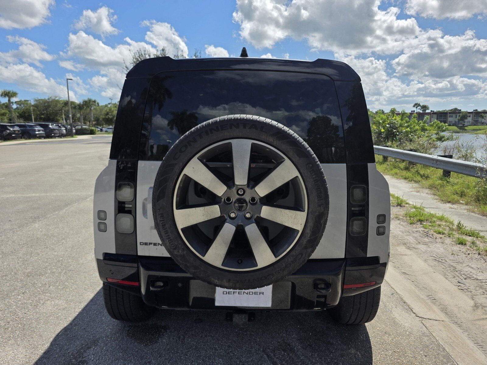 New 2026 Borasco Grey Land Rover P400 X image 6