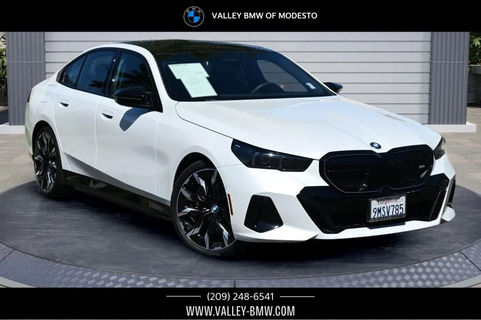 2024 BMW i5 M60 xDrive's photo