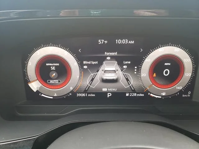 Used 2022 Gray Nissan Platinum image 25