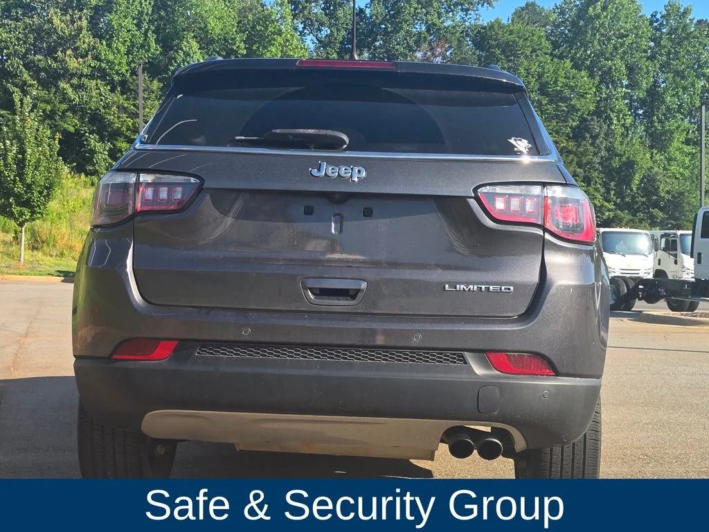 Certified Used 2018 Gray Jeep Limited image 3