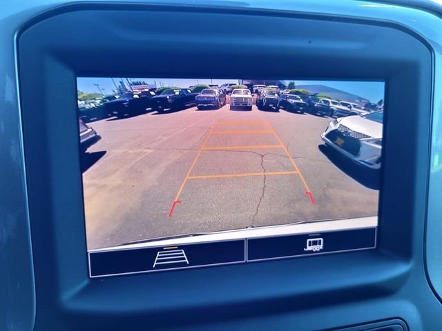 Used 2023 White Chevrolet Custom image 18
