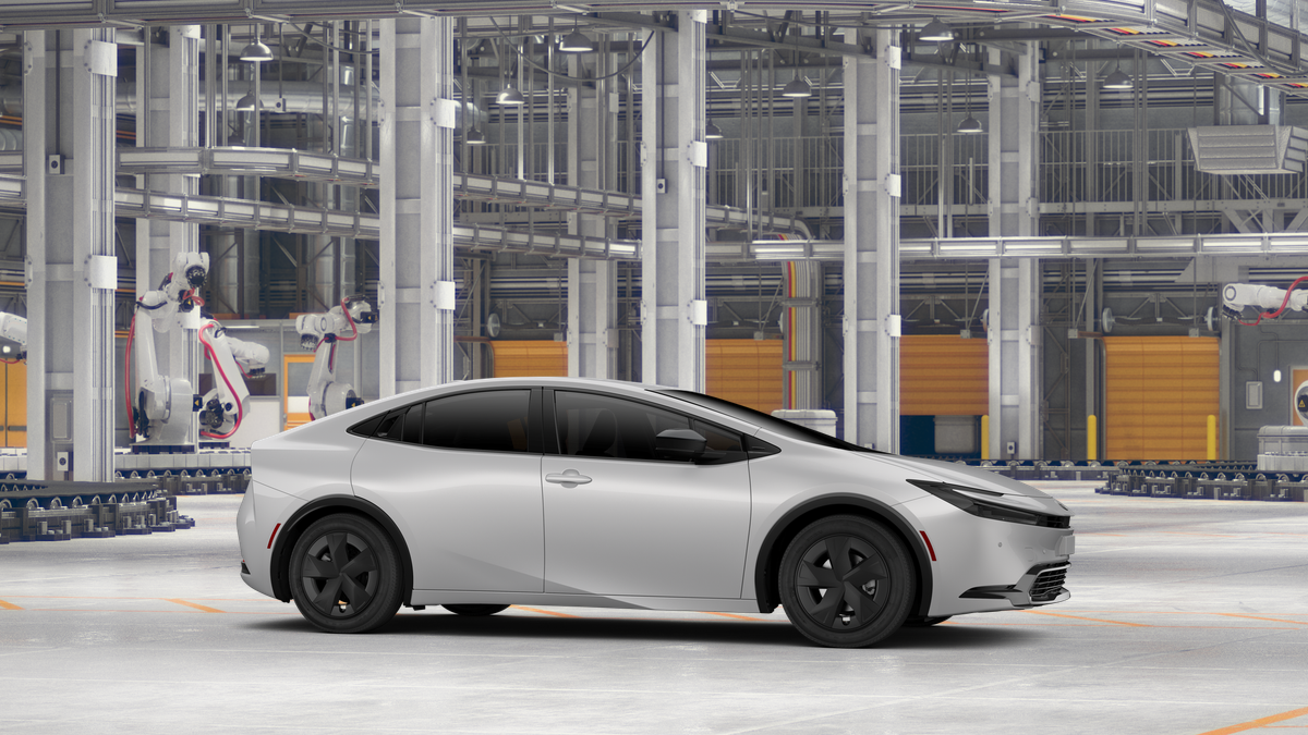 New 2027 Cutting Edge Toyota LE image 13