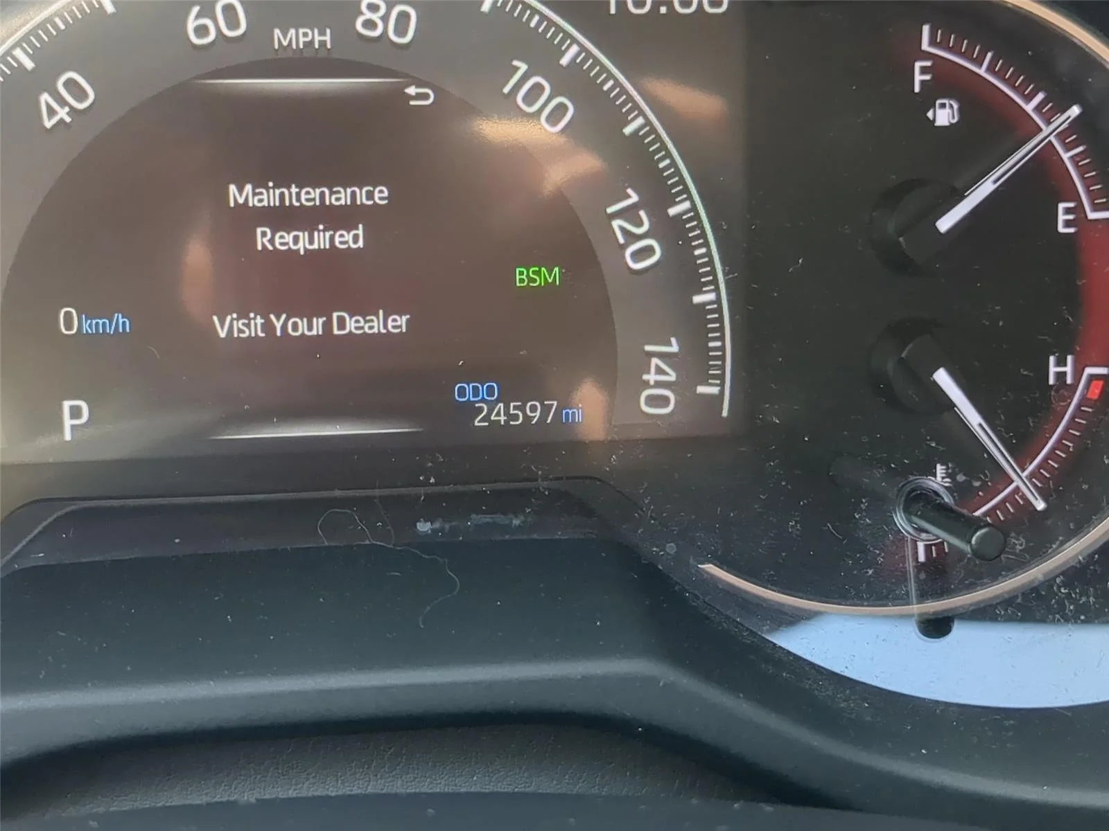 Used 2025 Silver Sky Metallic Toyota LE image 19