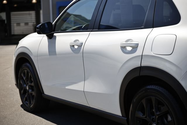 Used 2025 White Honda Sport image 6