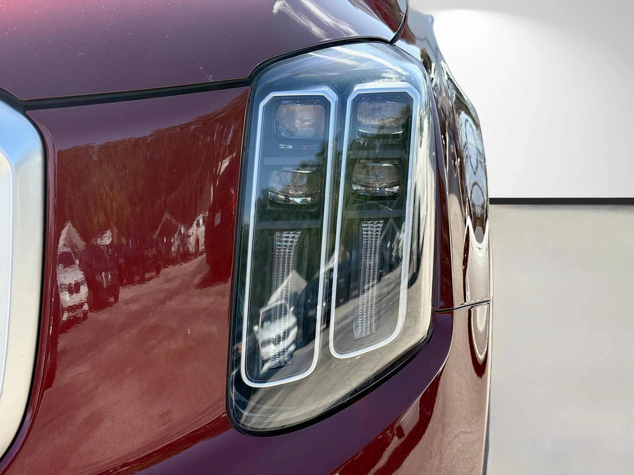 Used 2024 Dawning Red Kia EX image 9