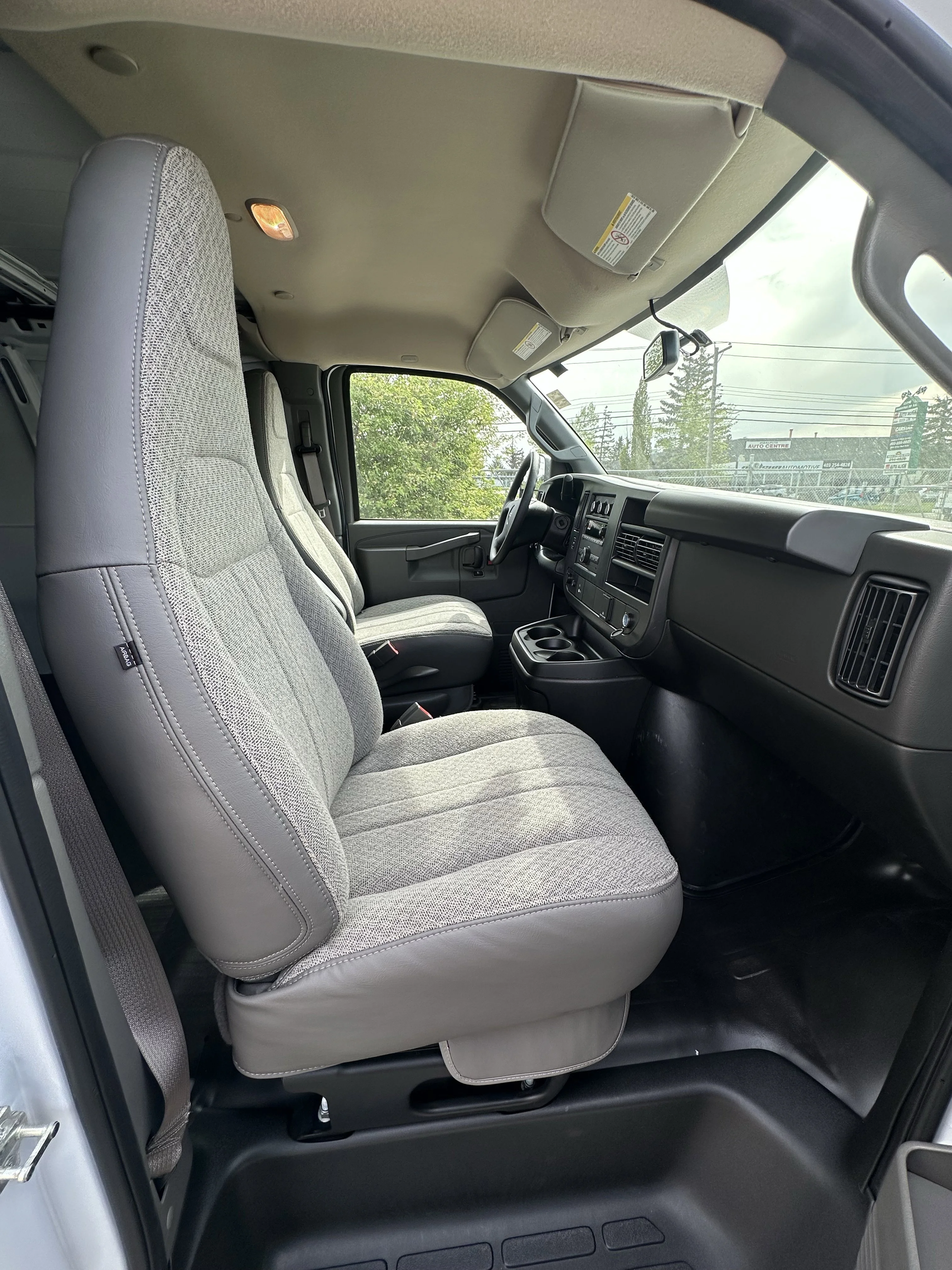 New 2026 Summit White GMC RWD 3500 135 image 14
