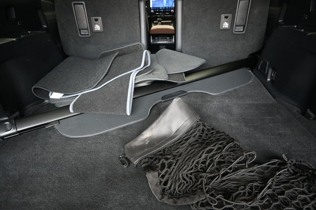 2024 Lexus GX Luxury - Photo 20