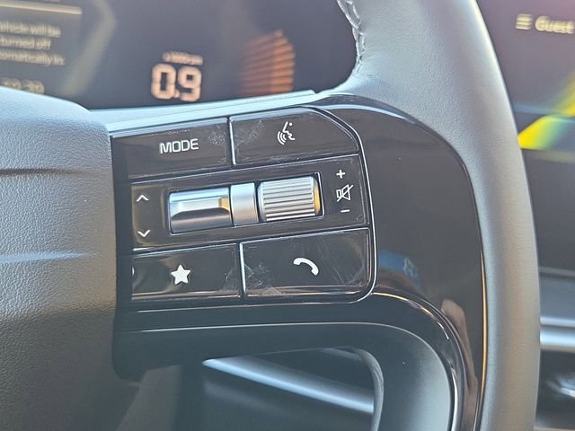 New 2026 White Kia S image 14