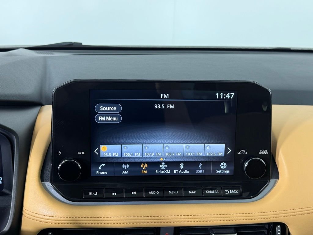 Used 2023 Pearl White Tricoat Nissan Platinum image 21