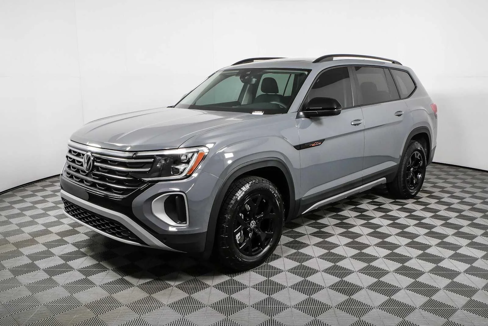 New 2026 Pure Gray Volkswagen 2.0T Peak Edition image 25