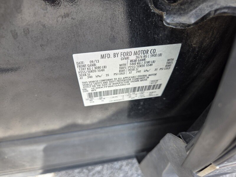 Used 2014 Black Ford Limited image 29