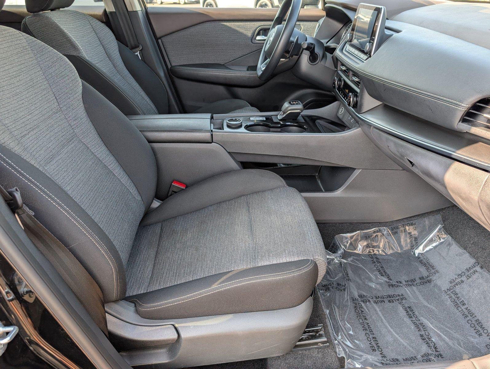 Used 2023 Super Black Nissan SV image 38