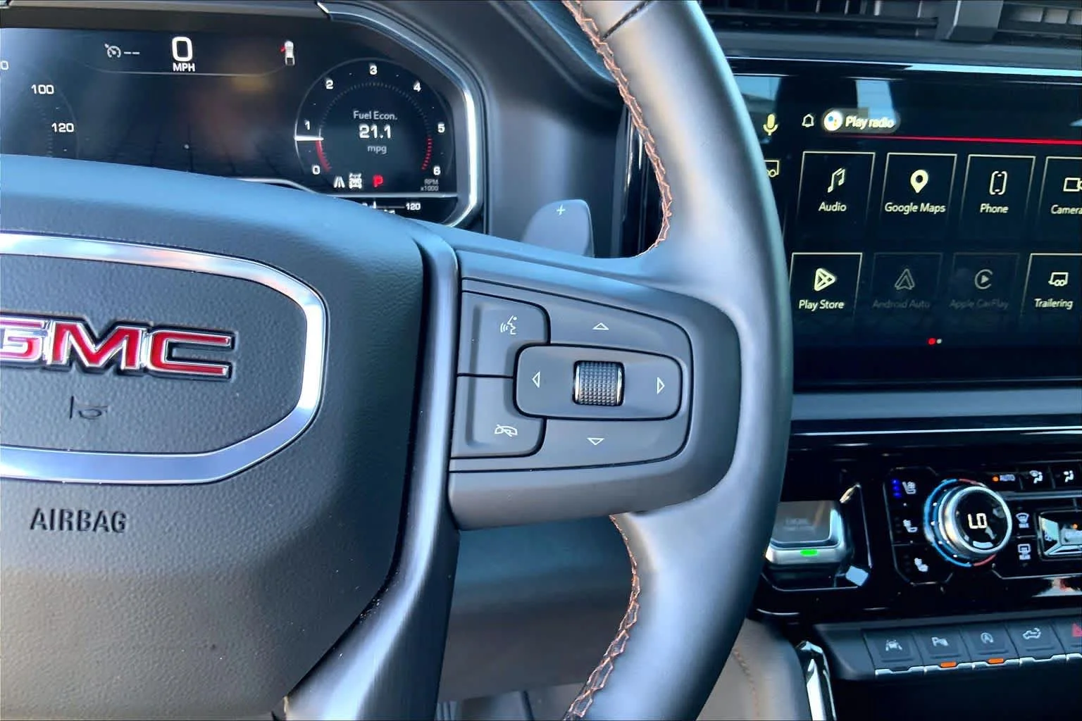 Used 2025 Sterling Metallic GMC AT4 image 24