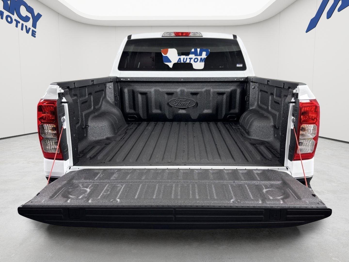 Used 2026 Oxford White Ford XL image 5