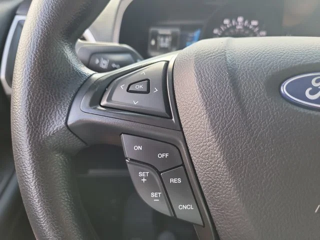 Used 2024 Gray Ford SE image 28