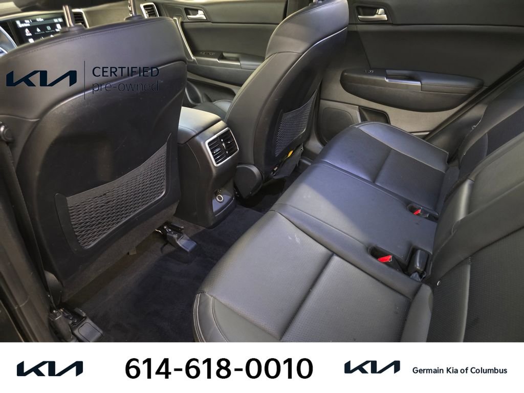 Used 2022 Red Kia Nightfall image 19