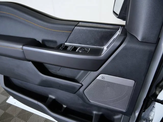 Certified Used 2025  Ford Tremor image 30
