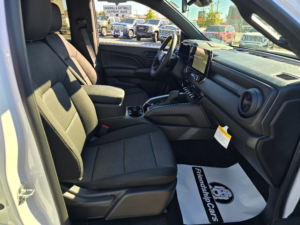 2026 Chevrolet Colorado Work Truck - Photo 13