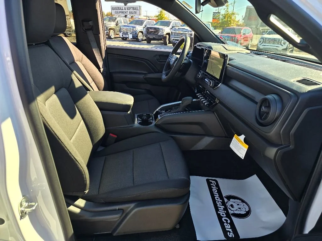 2026 Chevrolet Colorado Work Truck - Photo 13