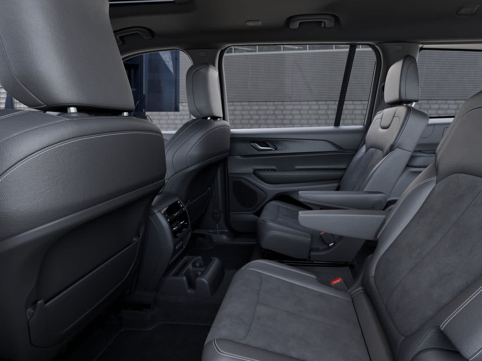 2025 Jeep Grand Cherokee L Altitude - Photo 23