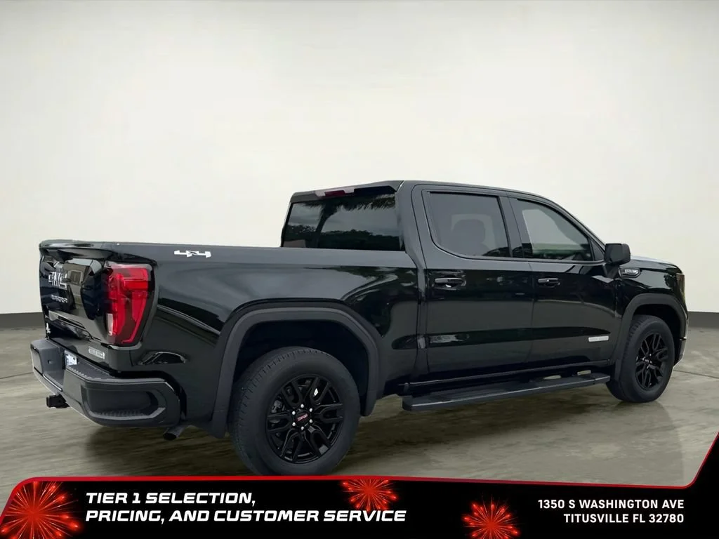 Used 2025 Onyx Black GMC Elevation image 13