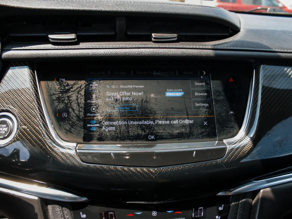 Used 2021  Cadillac Sport image 17