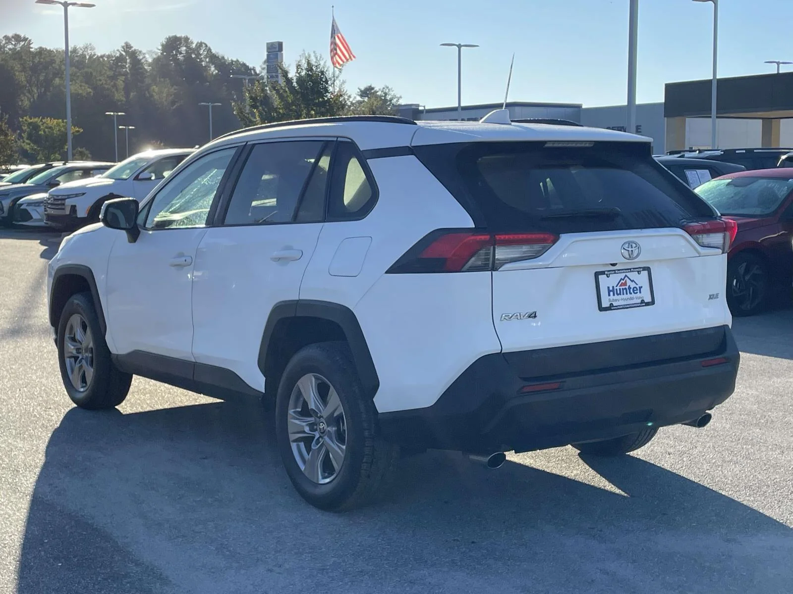 Used 2025 Ice Cap Toyota XLE image 26