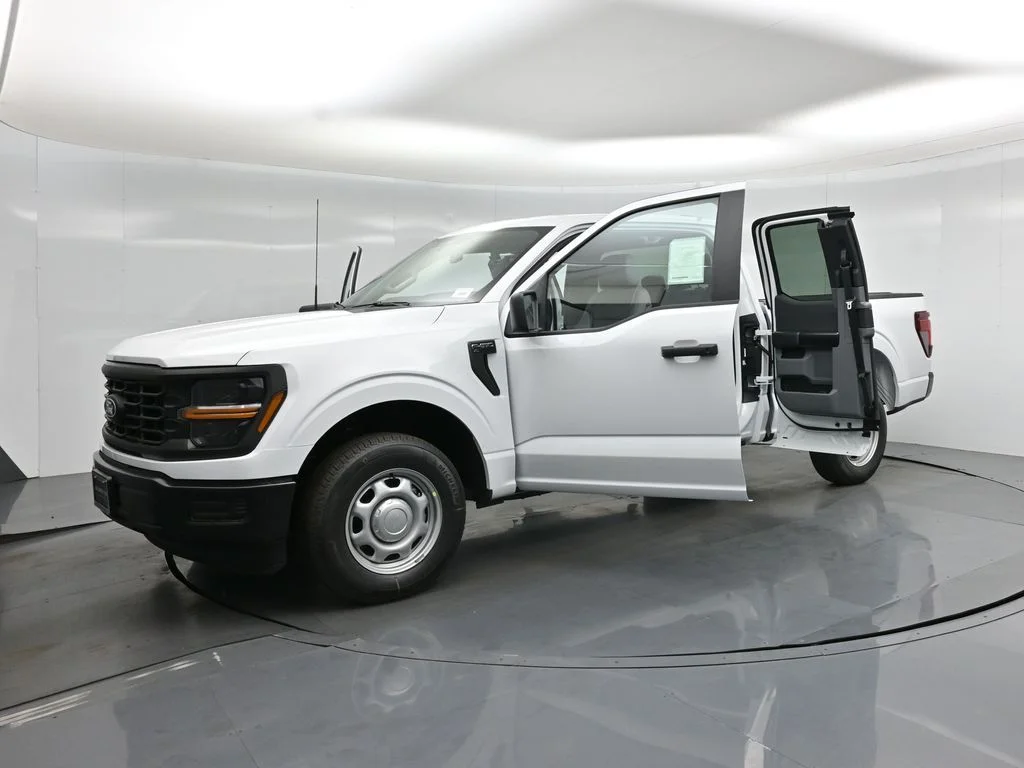 New 2026 White Ford XL image 22