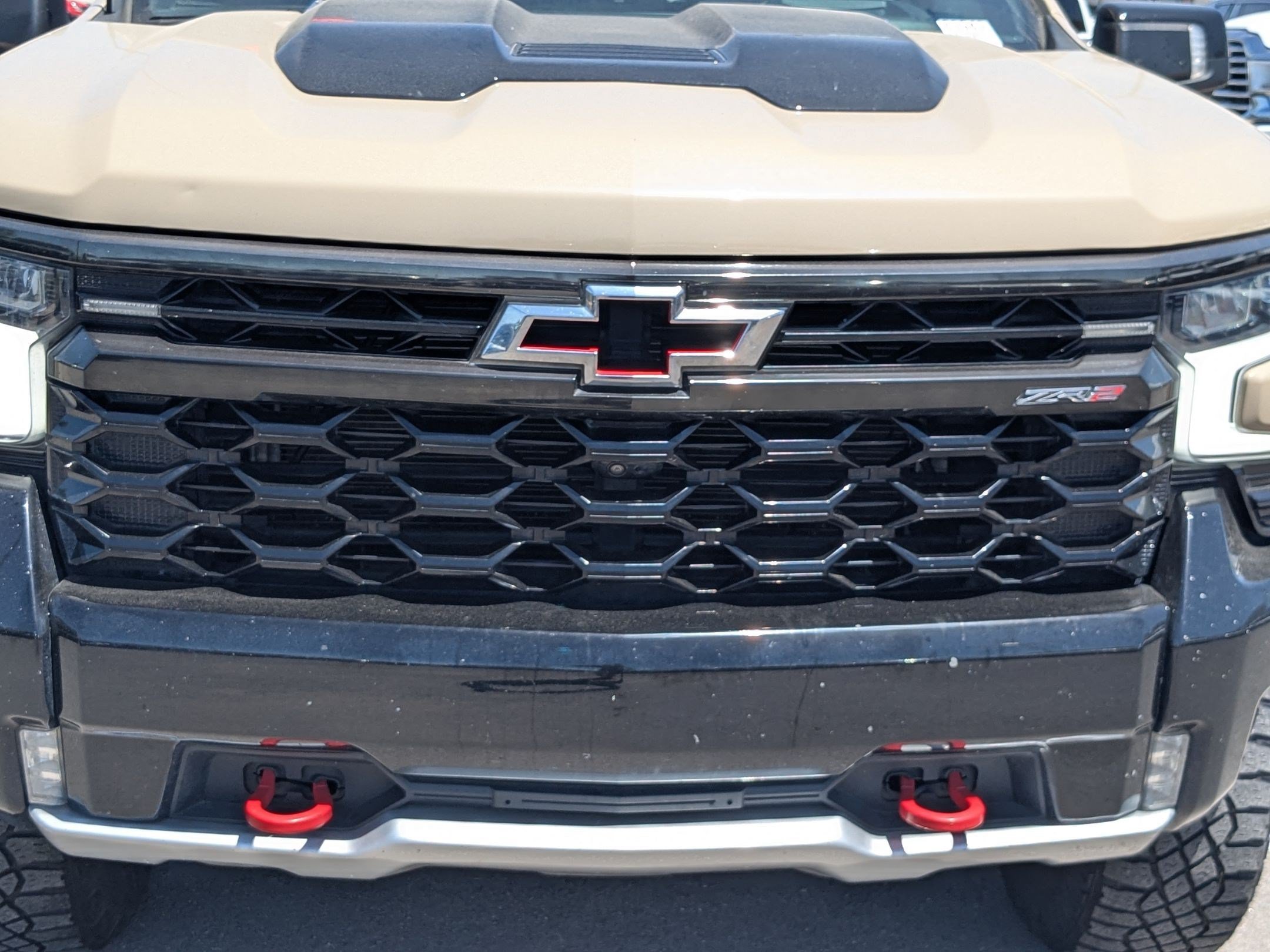 Certified Used 2022 Sand Dune Metallic Chevrolet ZR2 image 9