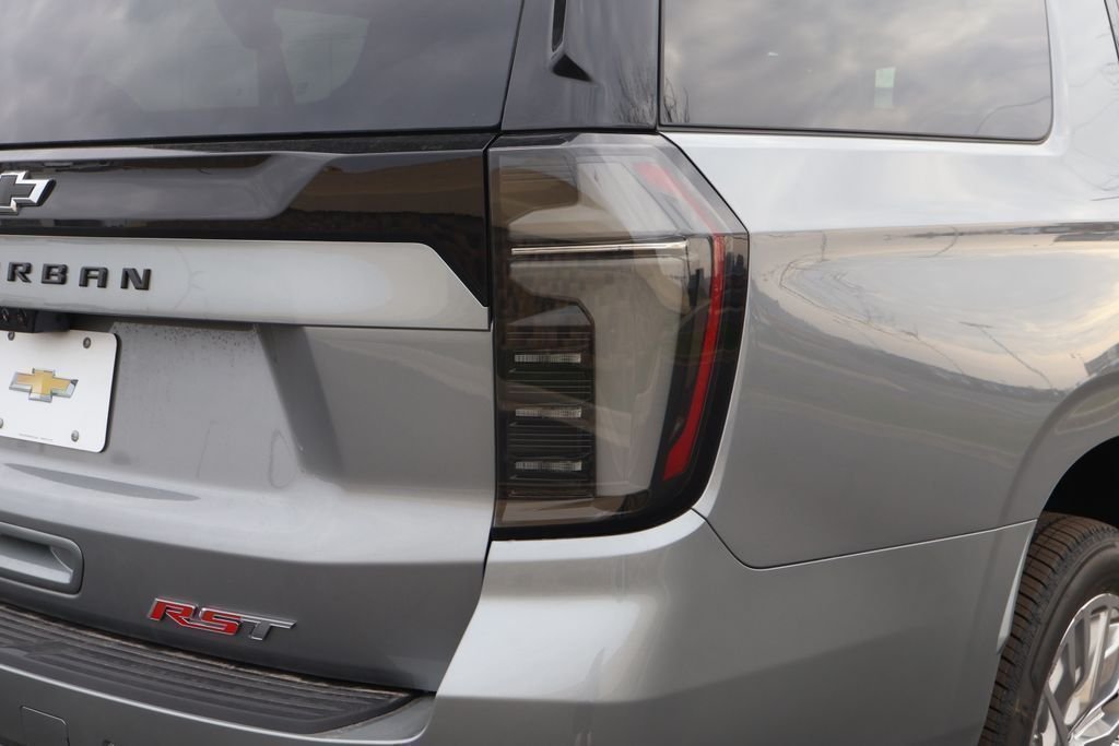2026 Chevrolet Suburban RST - Photo 7