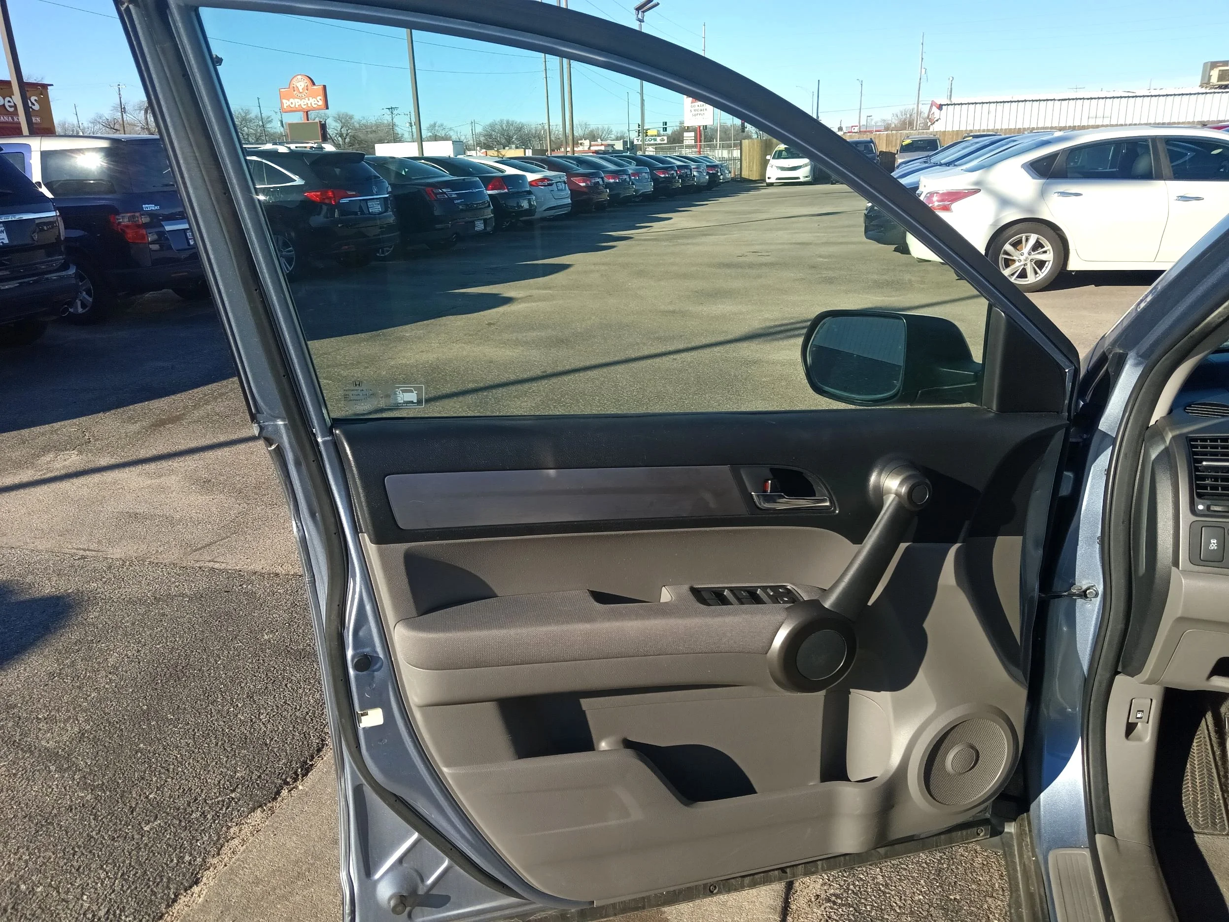 Used 2011 Blue Honda SE image 16