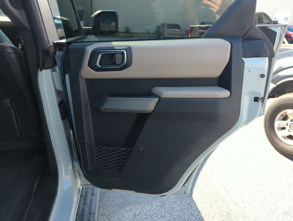 Used 2022 Green Ford Wildtrak image 28