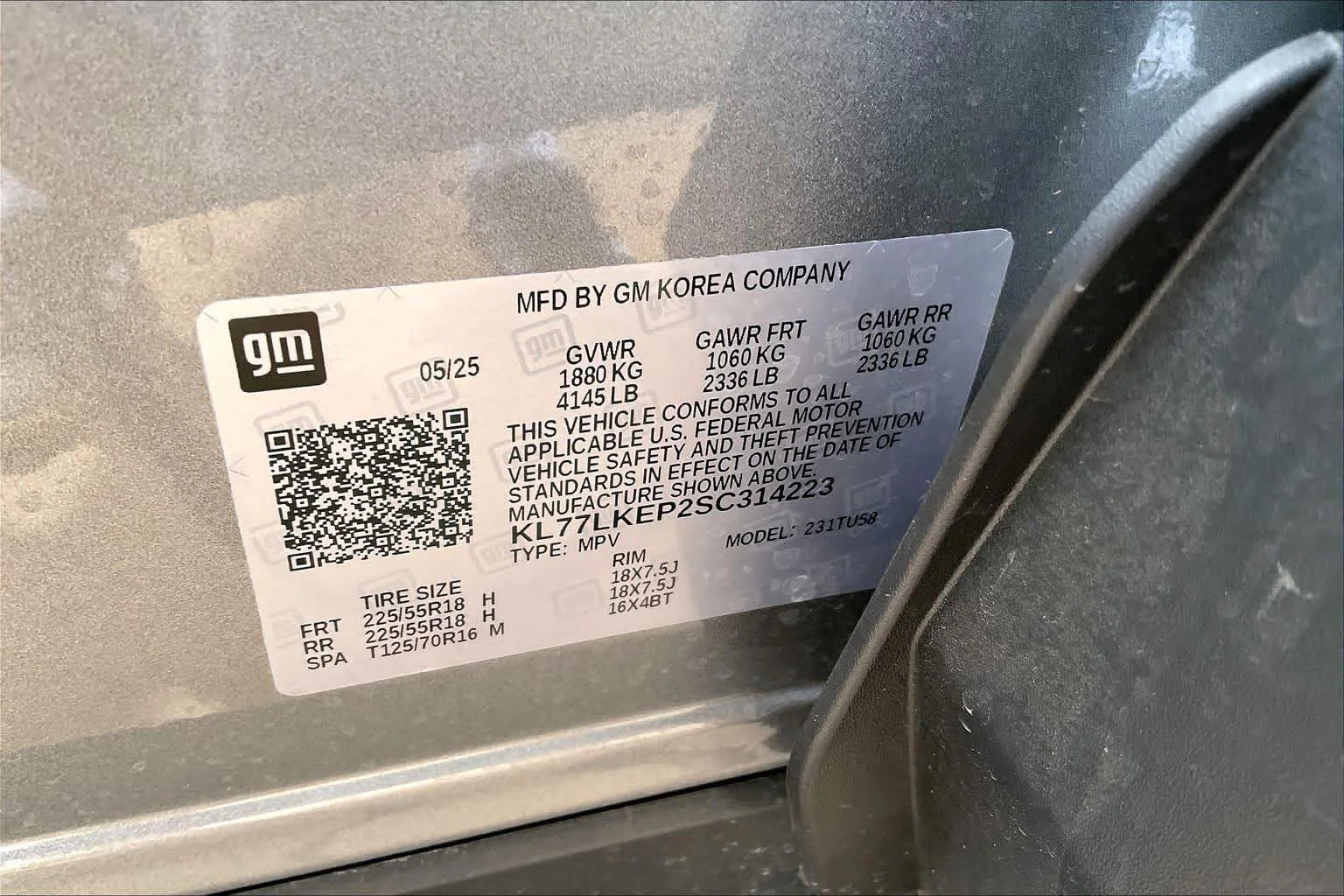Used 2025 Sterling Gray Metallic Chevrolet ACTIV image 30