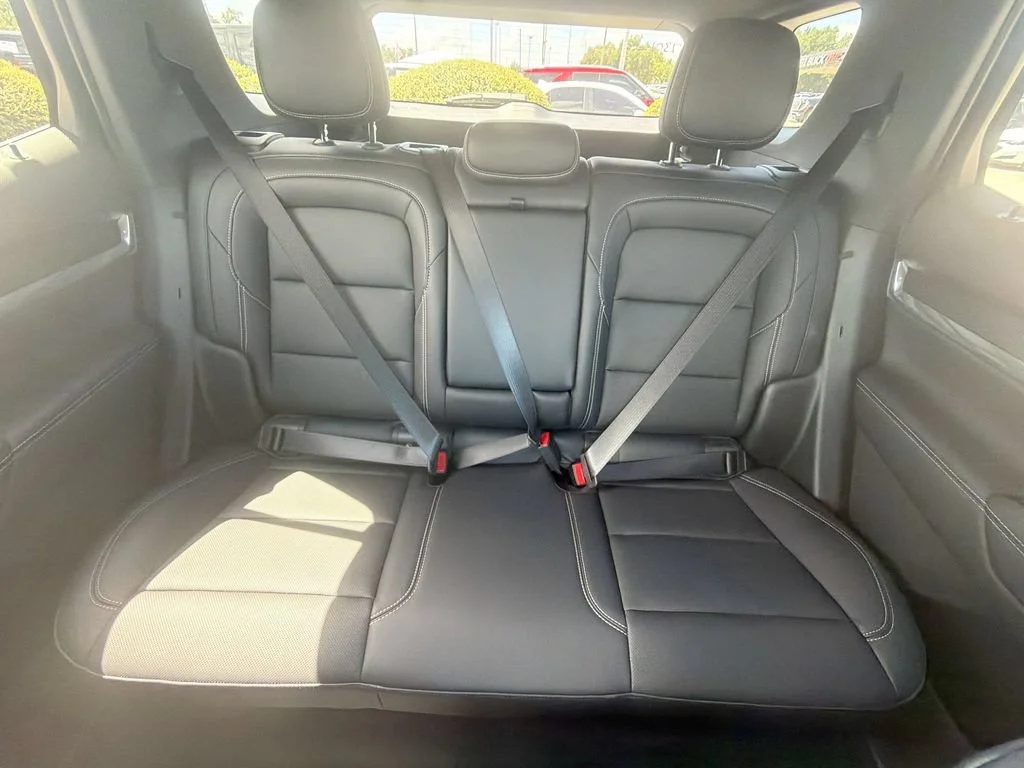 2027 GMC Terrain Elevation - Photo 13