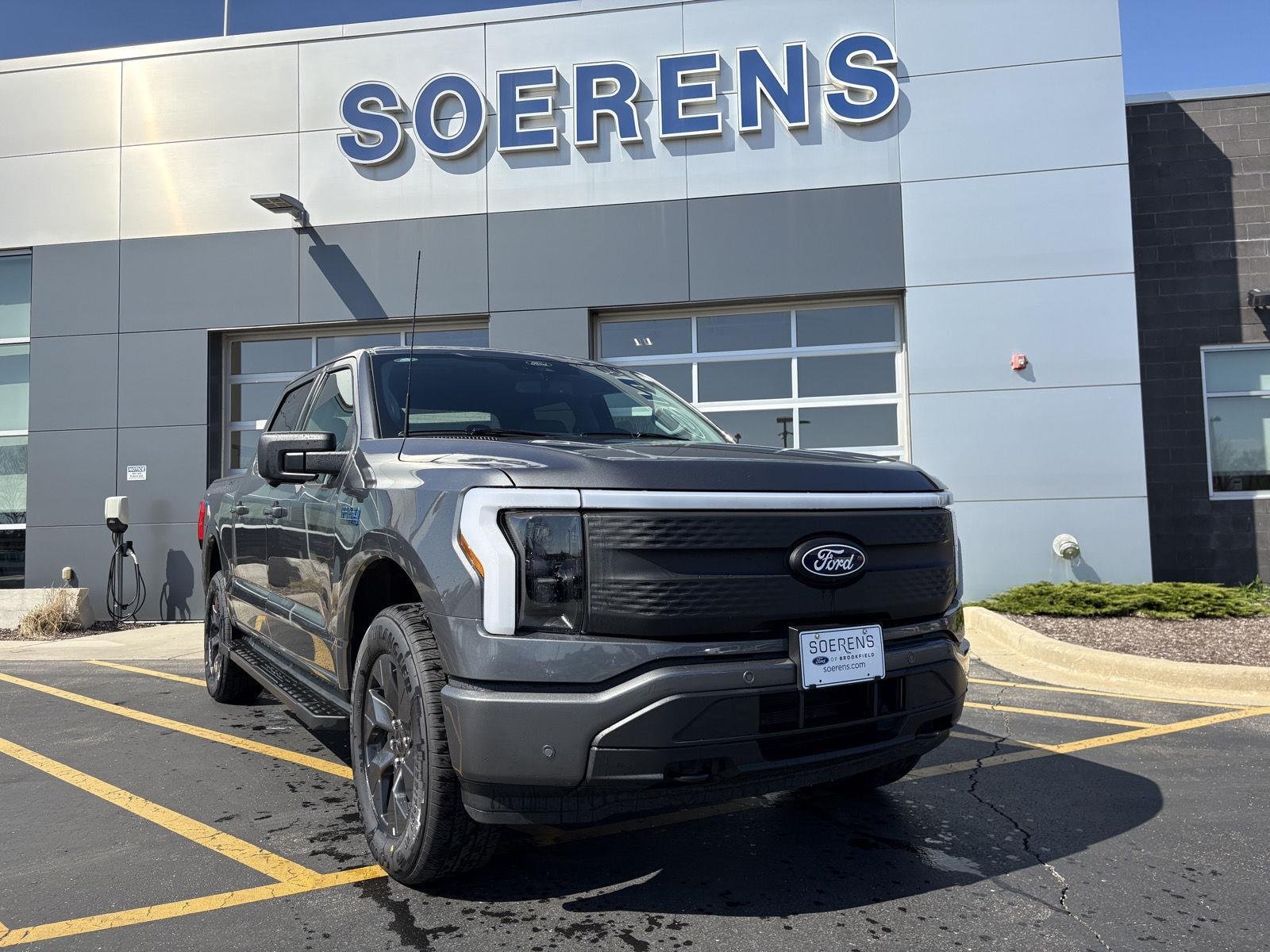 2025 Ford F-150 Lightning