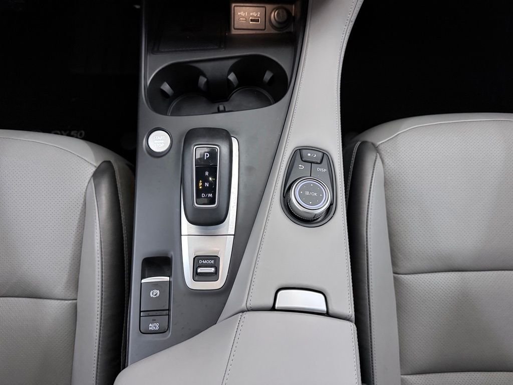 Used 2023 Gray INFINITI LUXE image 27