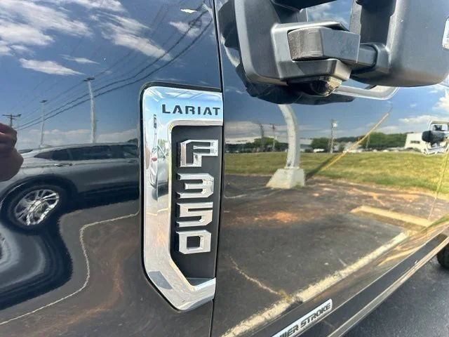 Used 2022 Black Ford Lariat image 11