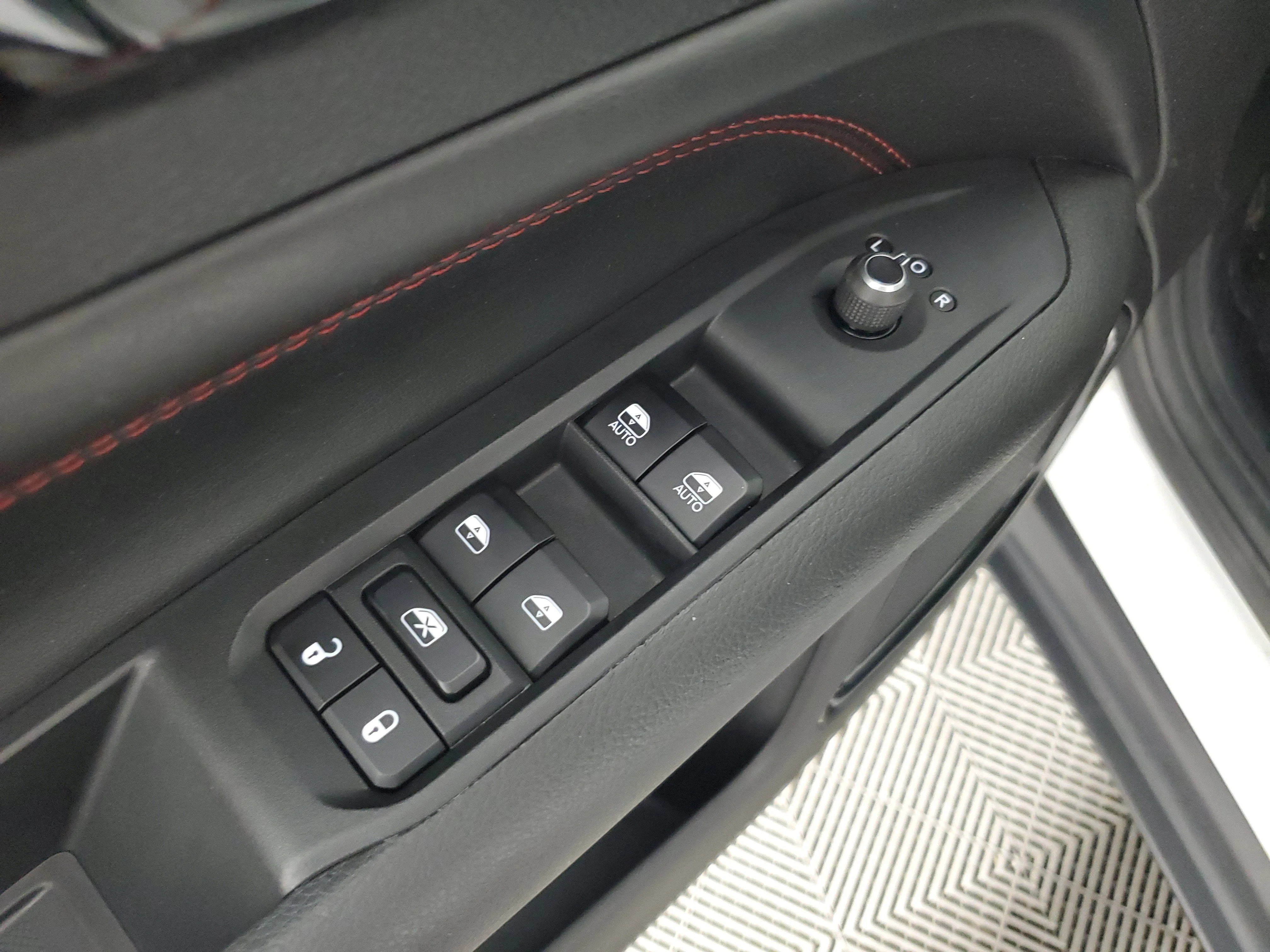 2025 Jeep Compass Trailhawk - Photo 28