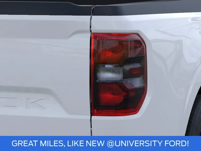 Used 2025 White Ford Lobo Standard image 22
