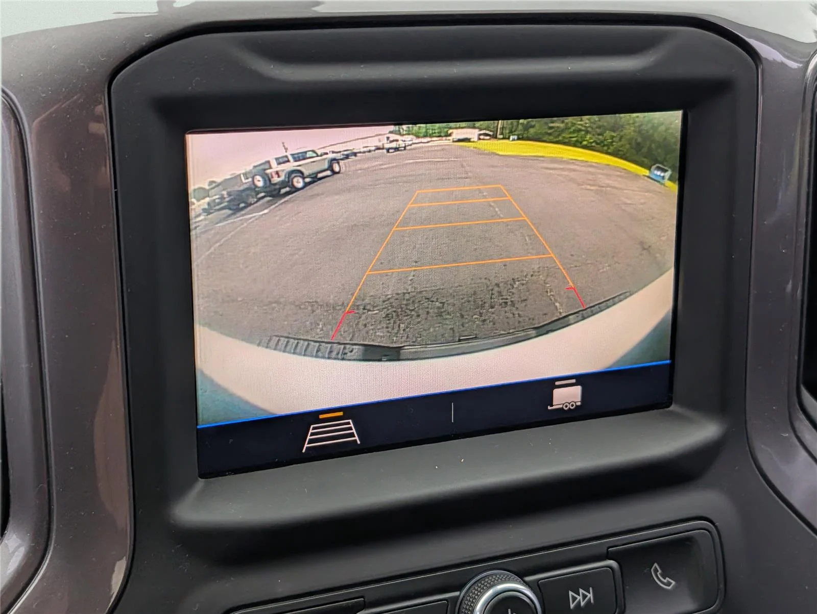 Used 2023 Summit White Chevrolet Custom image 21